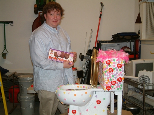 2008-0214-Vday_Toilet_004.jpg