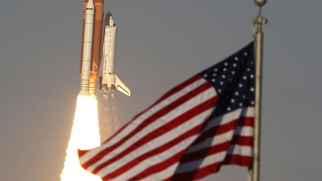 Shuttle Discovery Final Blast Off Flag